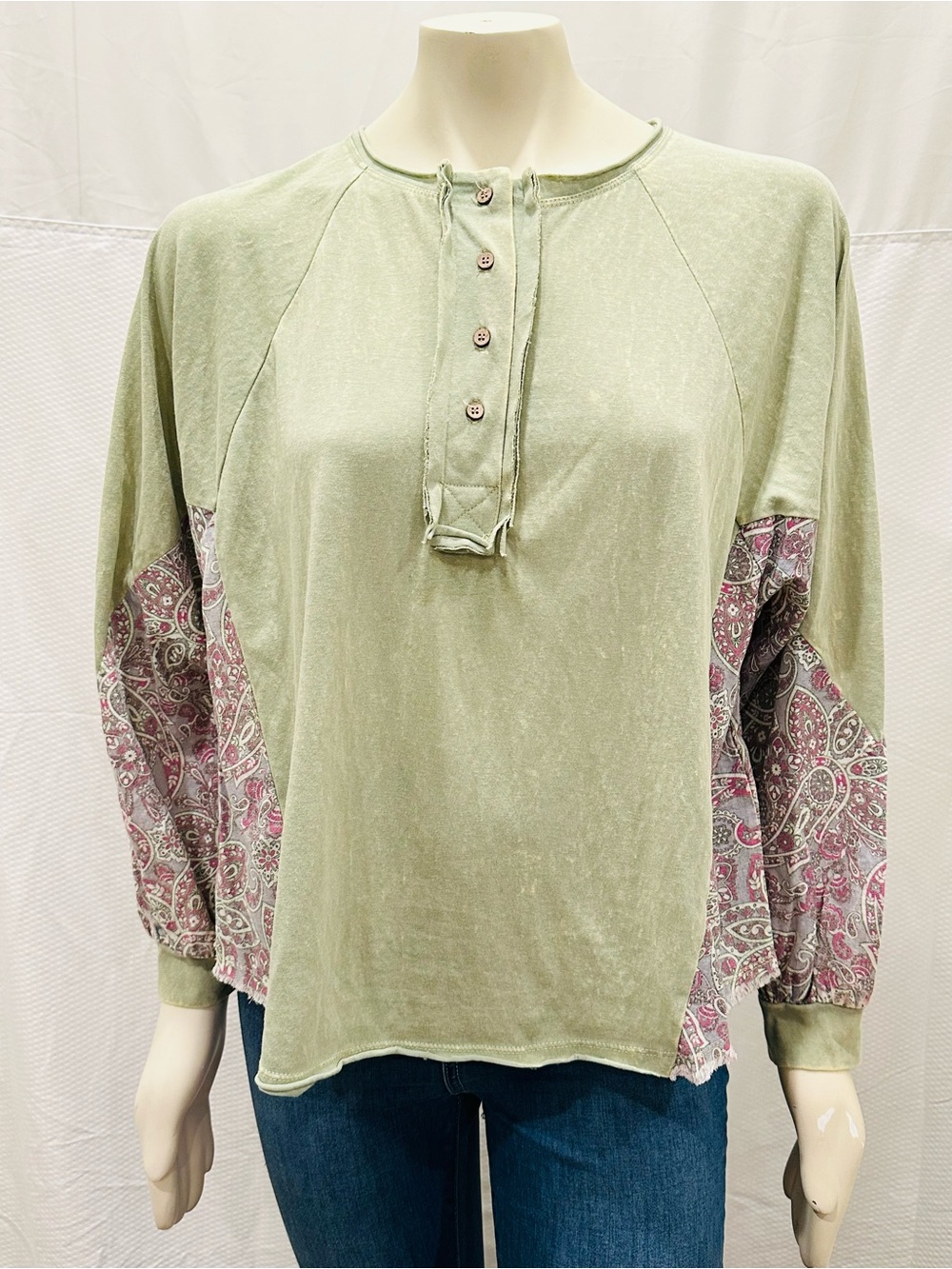 Easel Sage Henley Top Acid Wash Paisley Sleeves Small